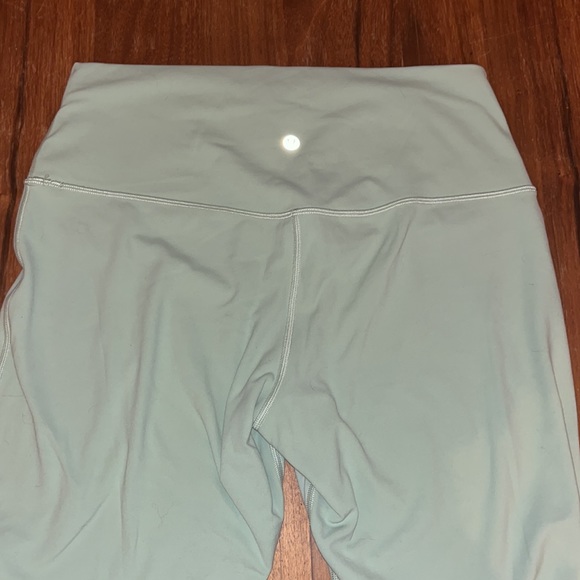Lululemon Size 12 Sea-Foam Leggings - Picture 5 of 6